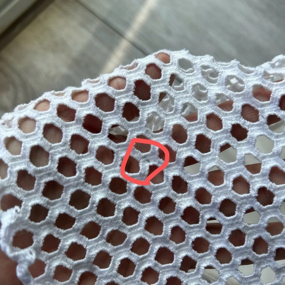 Trouve White White Mesh CROCHET OVERLAY Blouse - Picture 15 of 16